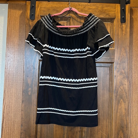 Mudpie Off the Shoulder Ruffle Sleeve Dress - Picture 1 of 2